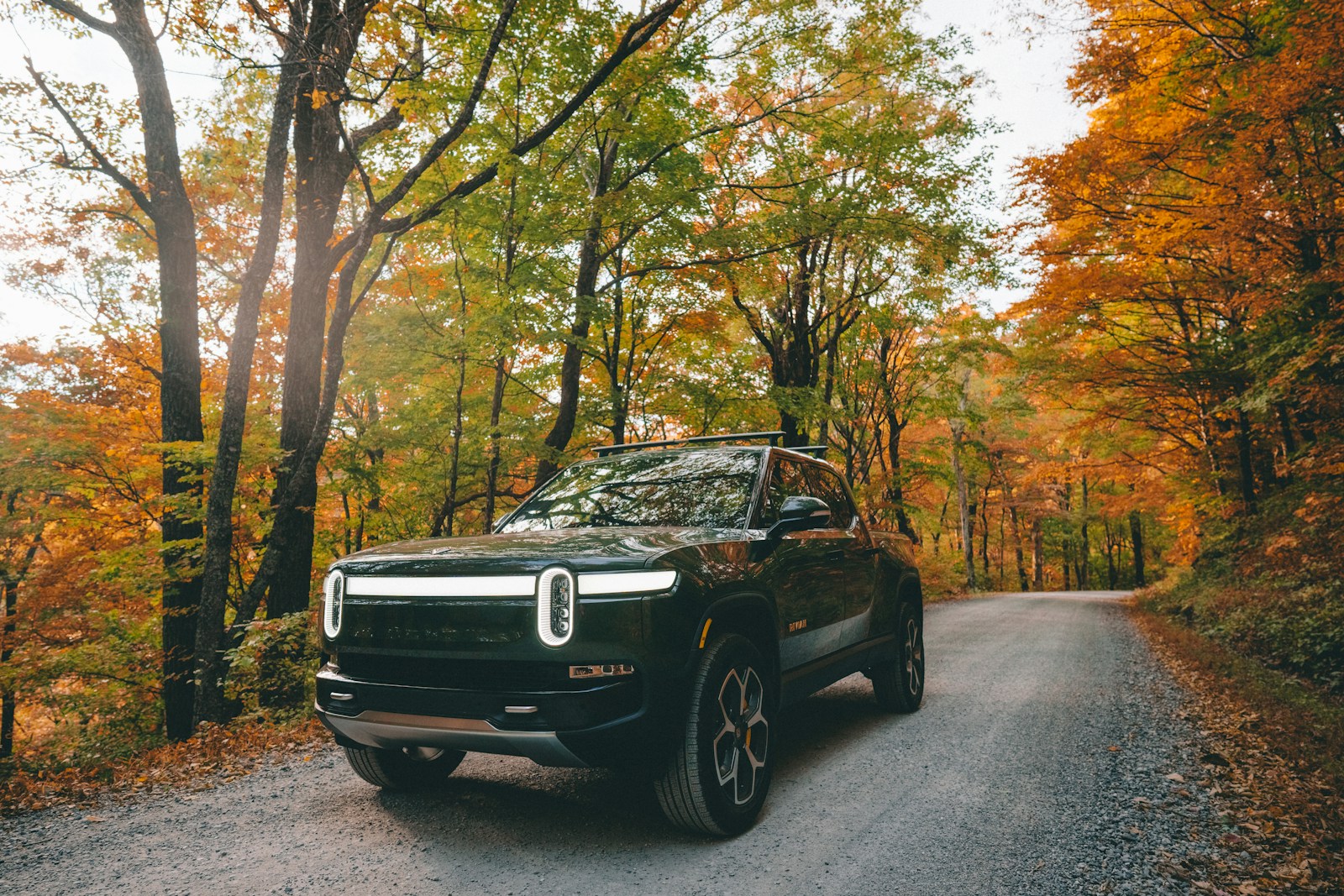 Rivian’s Electrifying Surprise: The R3 and R3X Crossovers Zoom into the Future